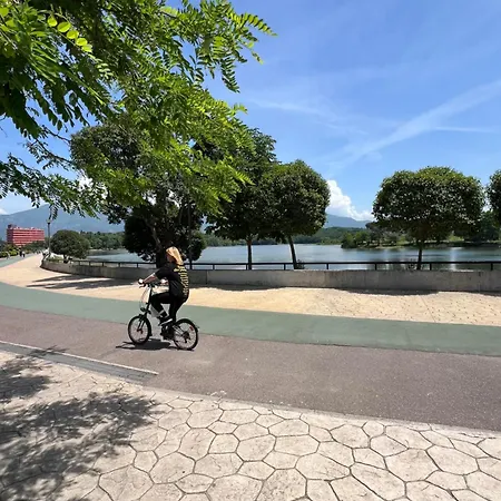 Joel Апартаменты Тирана